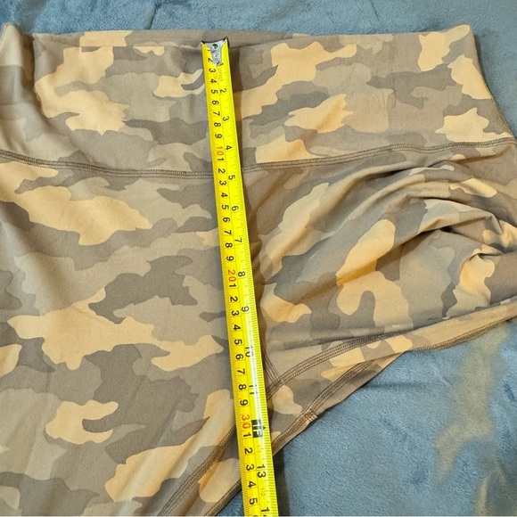 Lululemon Align High-rise Pants
#1082 - Picture 6 of 11